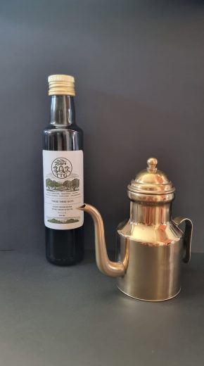 Natives Olivenöl extra 250ml inklusive eleganter Servierkanne